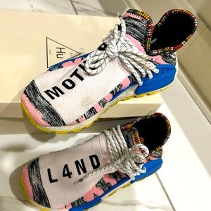 PHARRELL WILLIAMS SOLAR HU NMD "SOLAR PACK "MOTH3R"